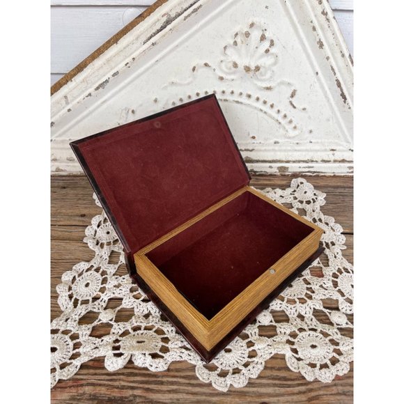 Vintage Leather Book Box Hidden Safe St Nicholas/Santa - Picture 2 of 10